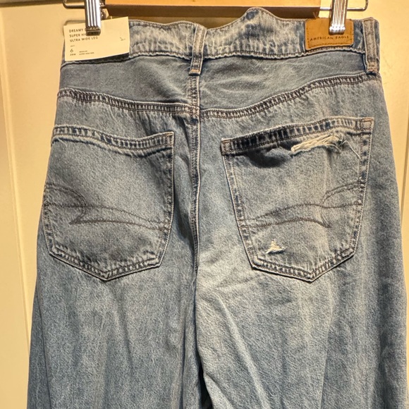 AE Dreamy Drape Stretch Super High-Waisted Baggy Wide-Leg Jean - Picture 5 of 6